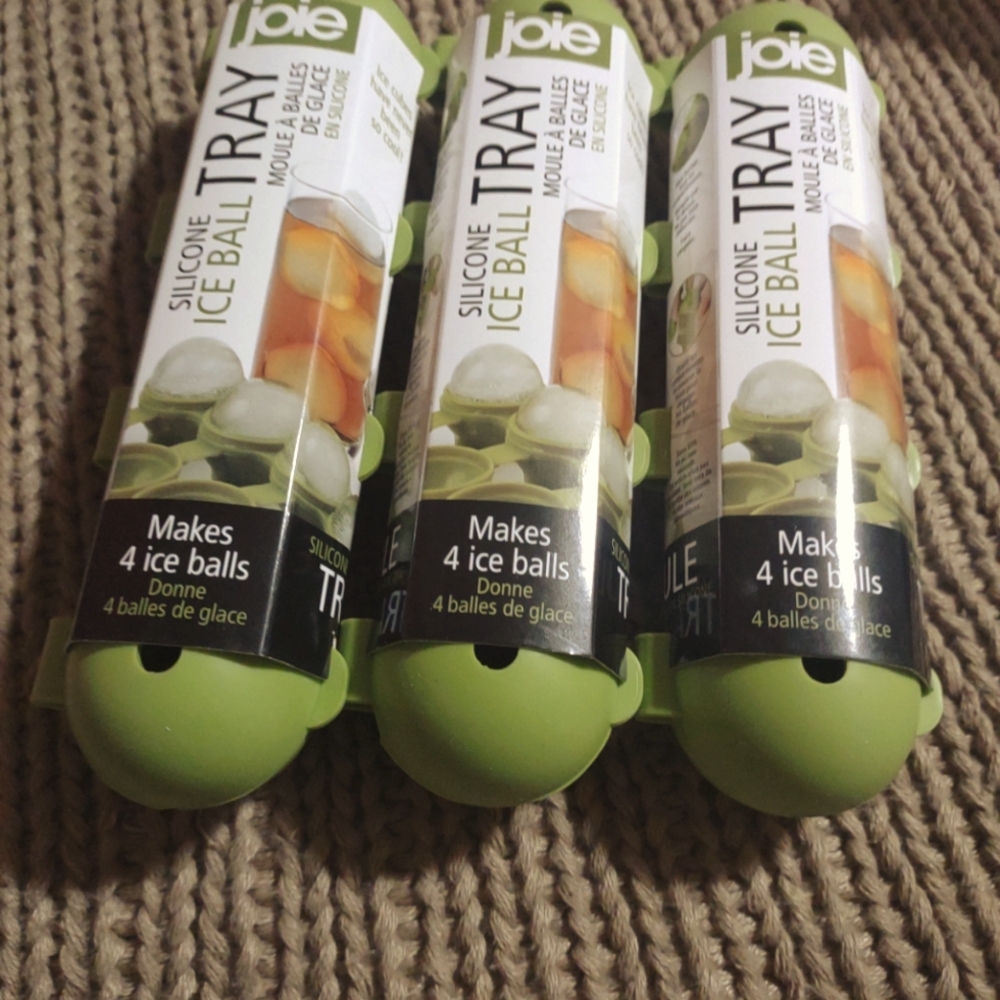 joie- Green made with Silicone Ice Ball trays. Great for them Cold DrInks.